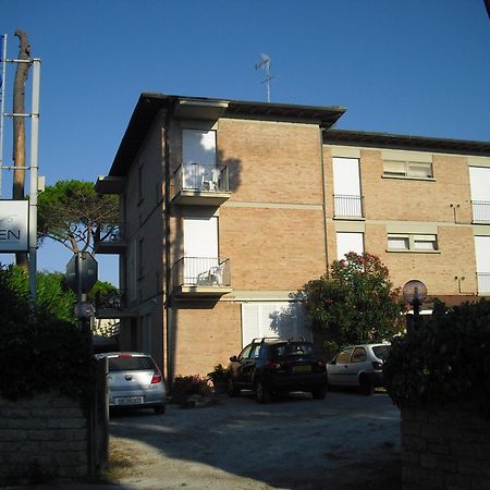 Hotel Garden Tirrenia Exterior foto